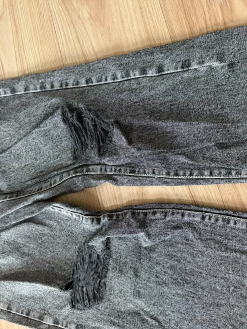 Noisy May Distressed Gray Wide Leg Jeans - Picture 3 of 5